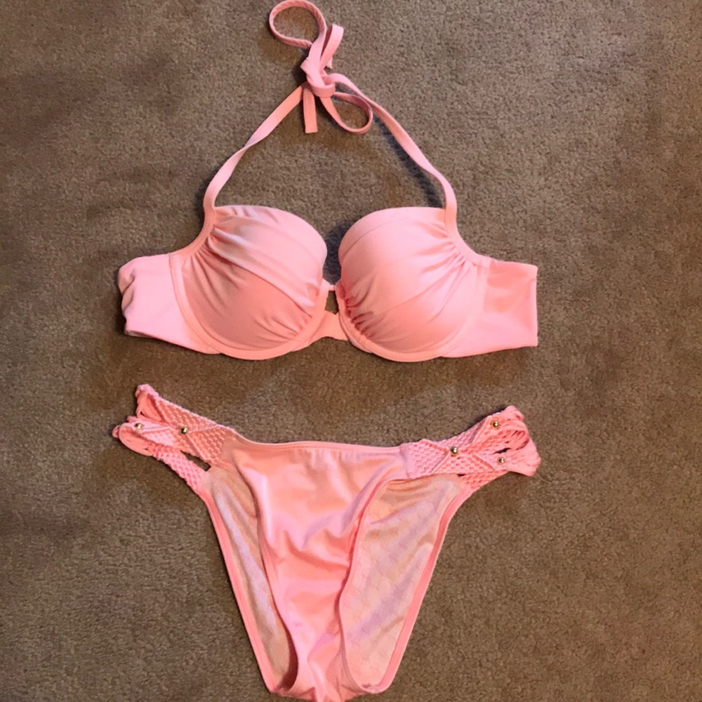 Victoria Secret bikini